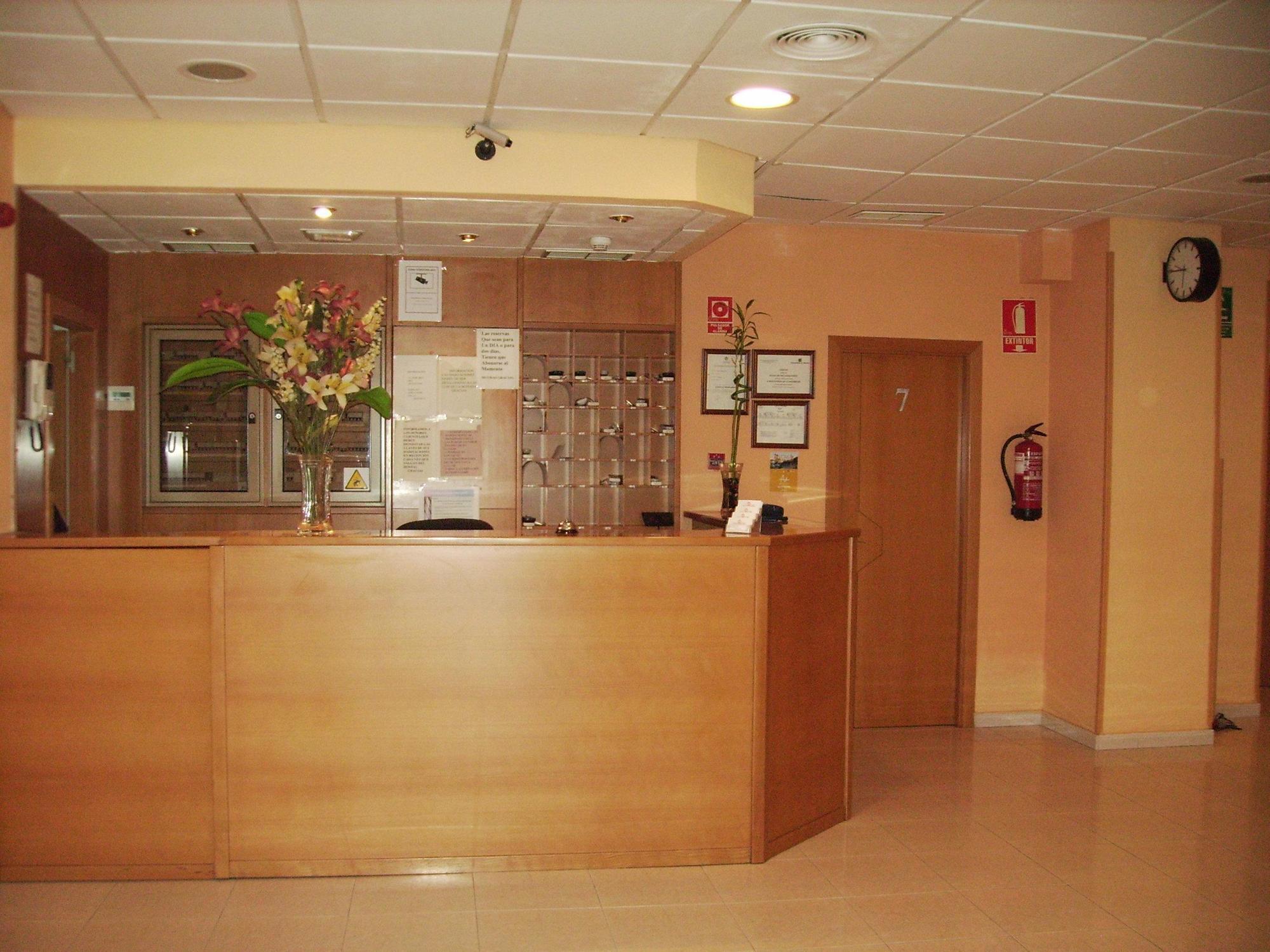 אלקאלה דה הנארס Hostal El Val מראה פנימי תמונה